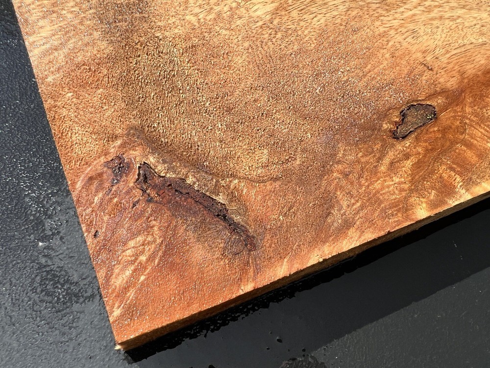 Hawaiian Curly Mango Board #12023