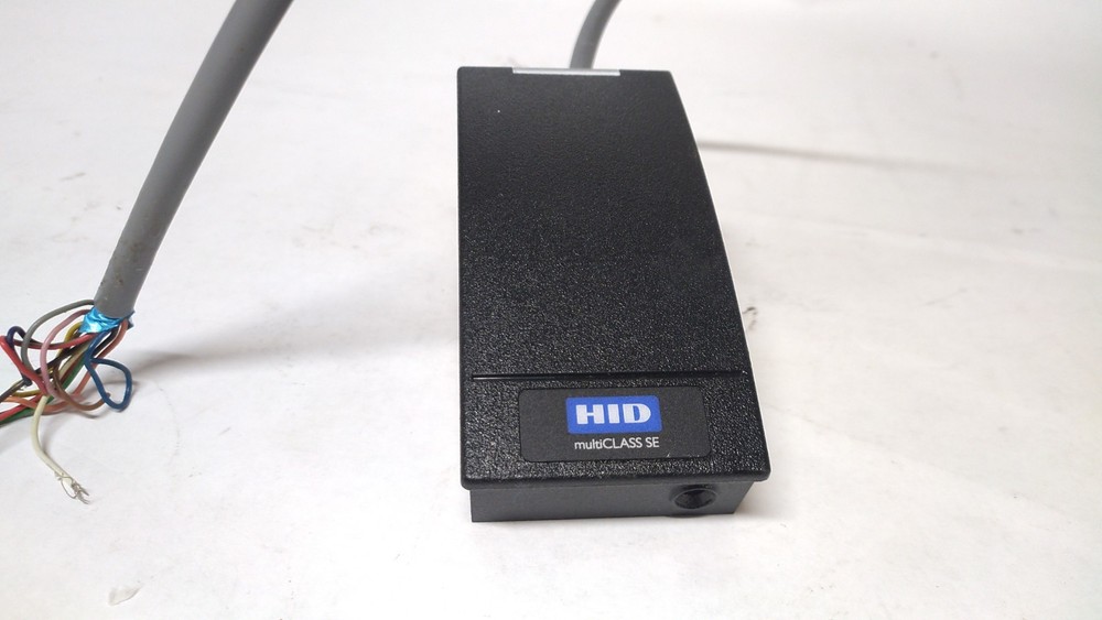 HID multiClass SE RP10 Mullion Card Reader Black