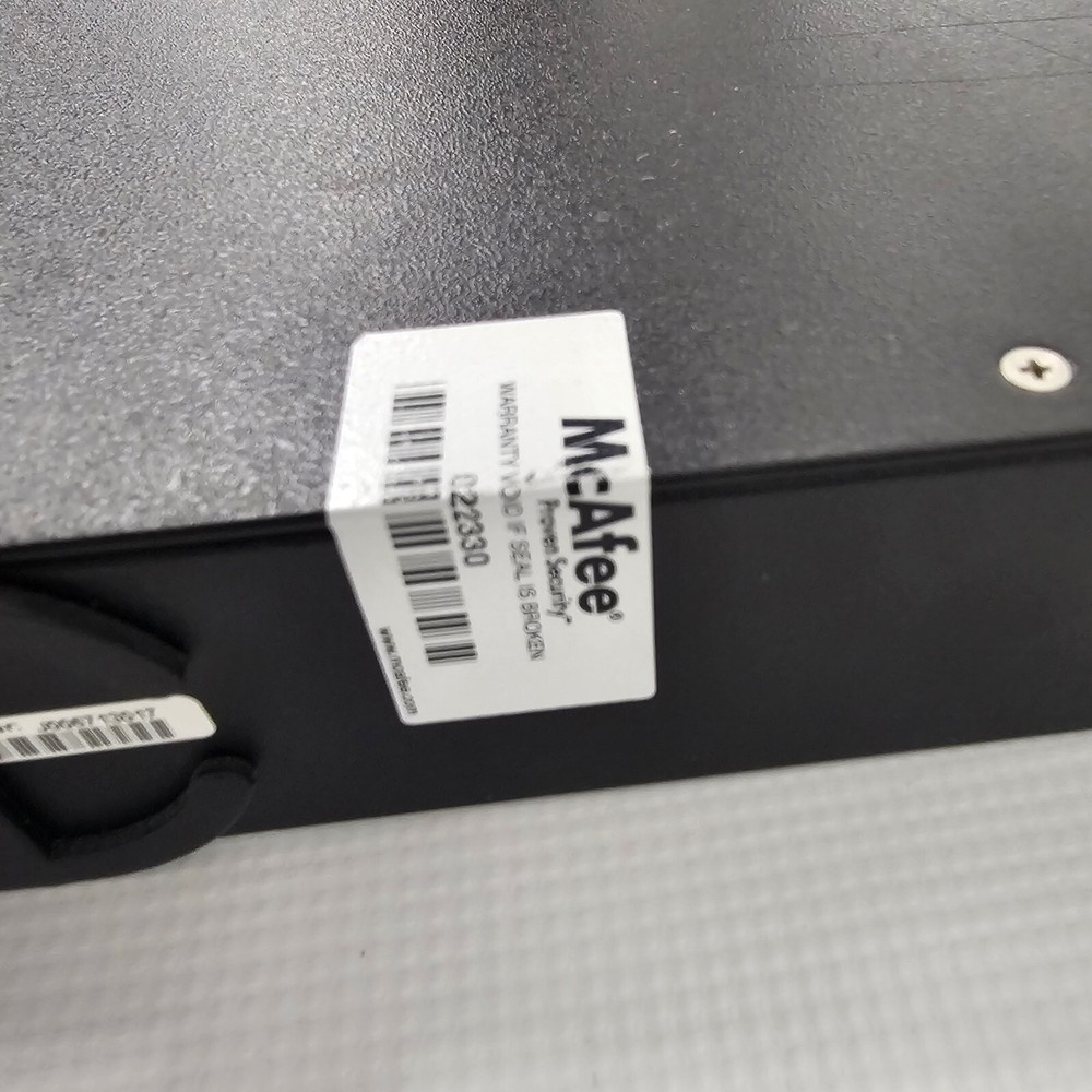 McAfee IntruShield I-1400 Security Appliance (used)