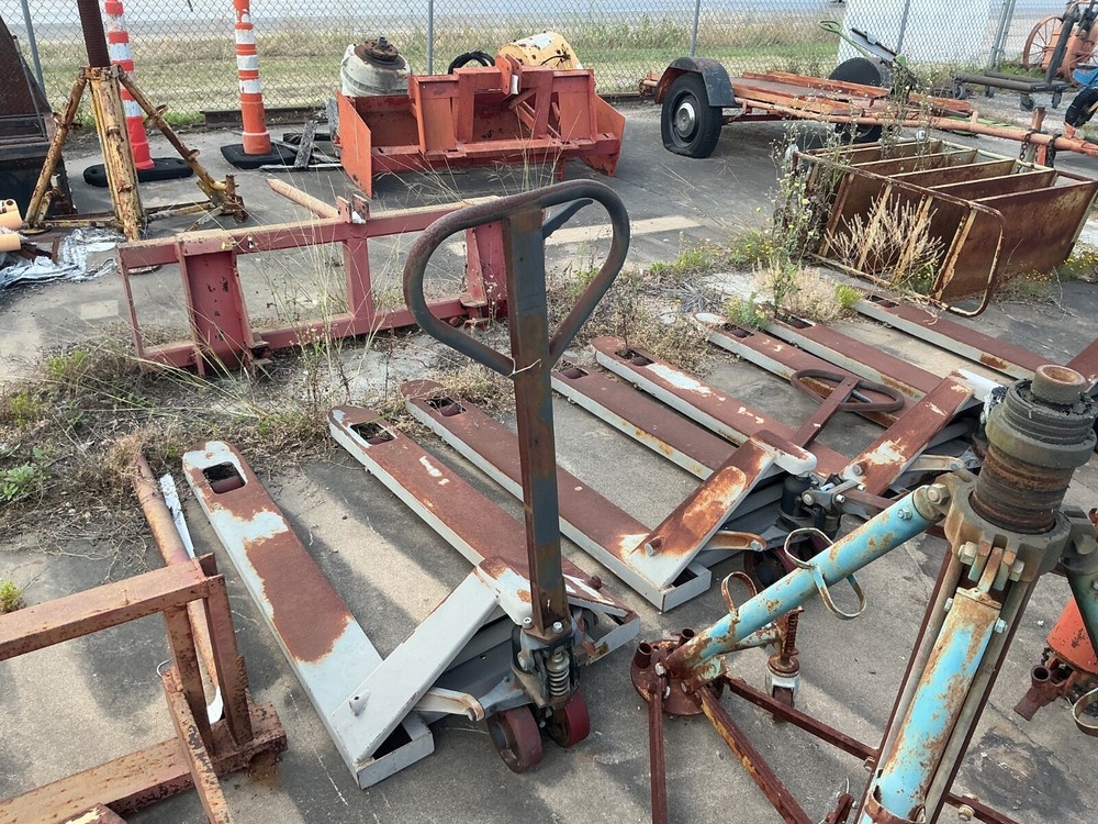 Pallet Jacks