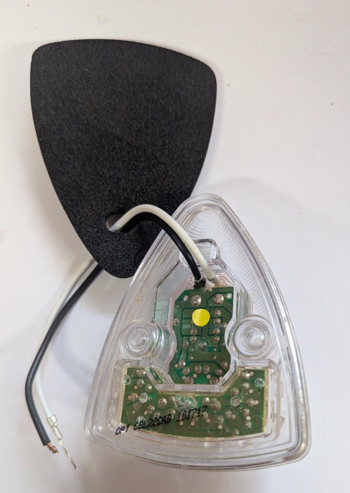 OPTRONICS CBL22AB LED TRAILER/TRUCK CAB MARKER LIGHT TRIANGULAR