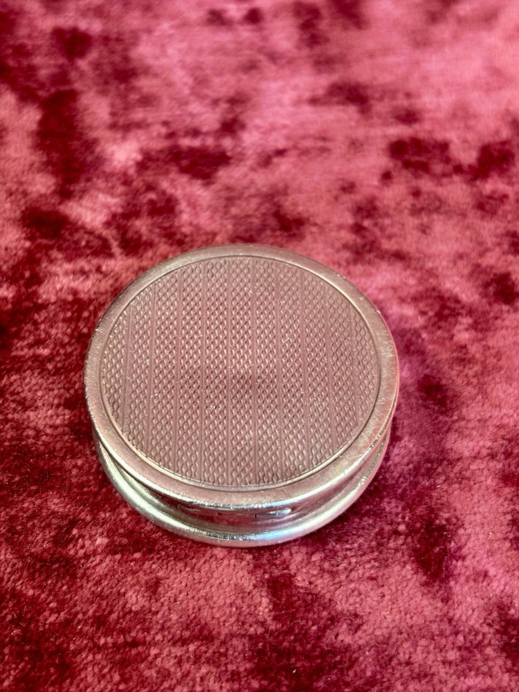 A Charming Circular Solid Silver Hallmarked Pill Box. Birmingham