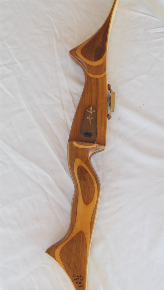 Vtg York Archery Recurve bow 46 Pound pull RH Nice