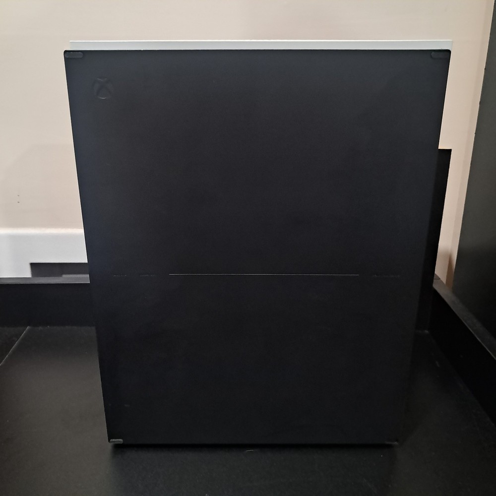 Xbox One S White 1 Console Disc Version & Controller HDR 4K Enhanced Microsoft