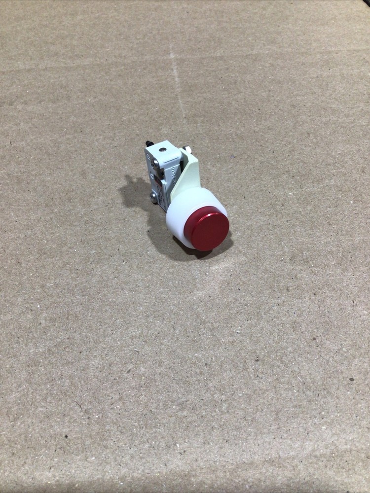 SMC VM1010-4NU-32R Push Button Selector NOS