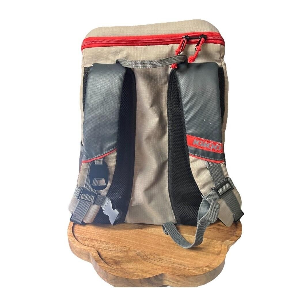 Igloo Hatch Top Backpack MaxCold Cooler Gray Black Red