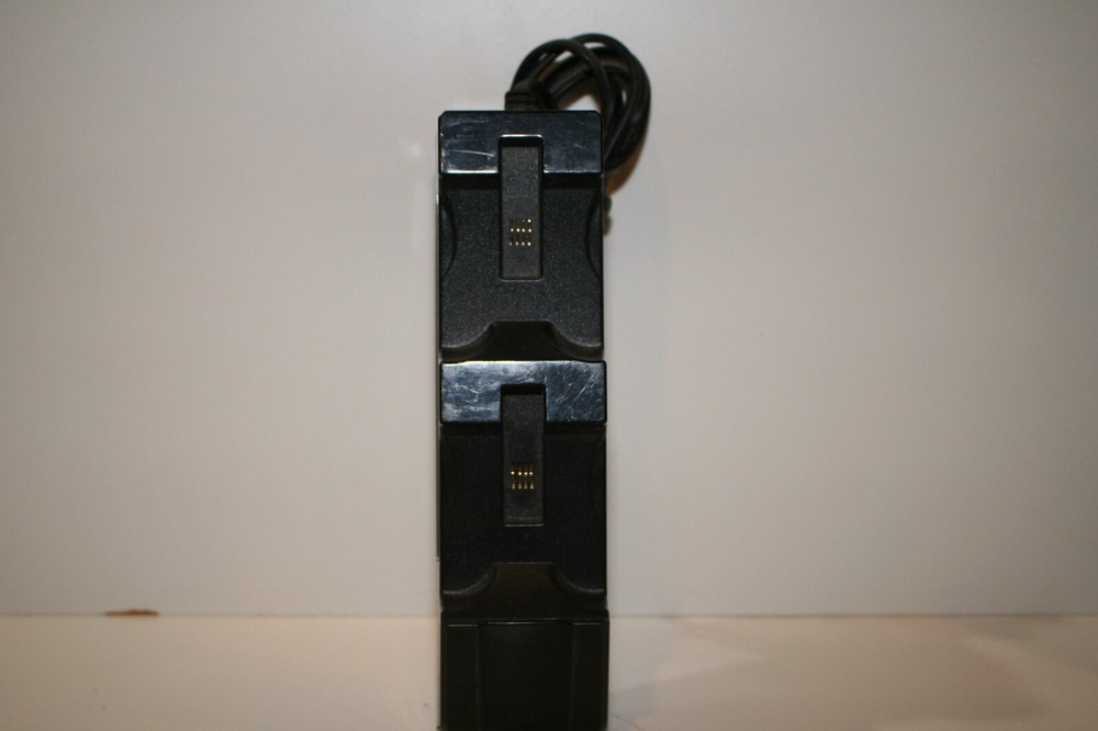 Nyko 83111 Playstation 3 Controller Charge Base (83111 -A50)