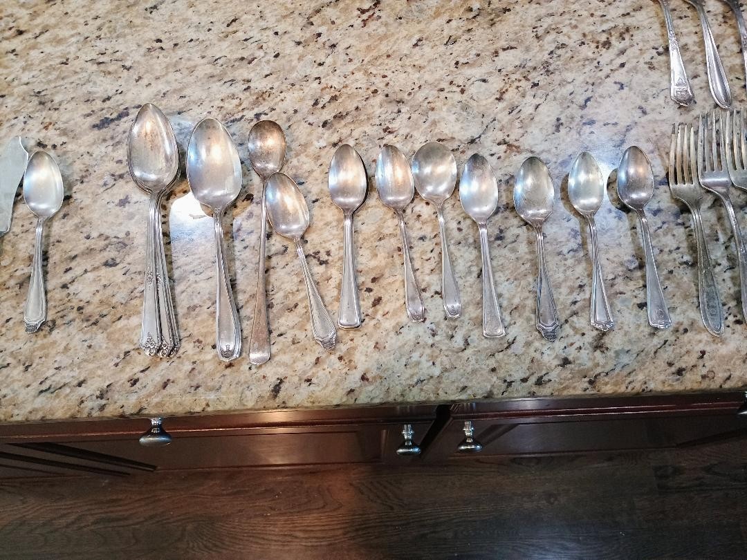 Silverwar Vintage Box, Lady Ester and Rogers