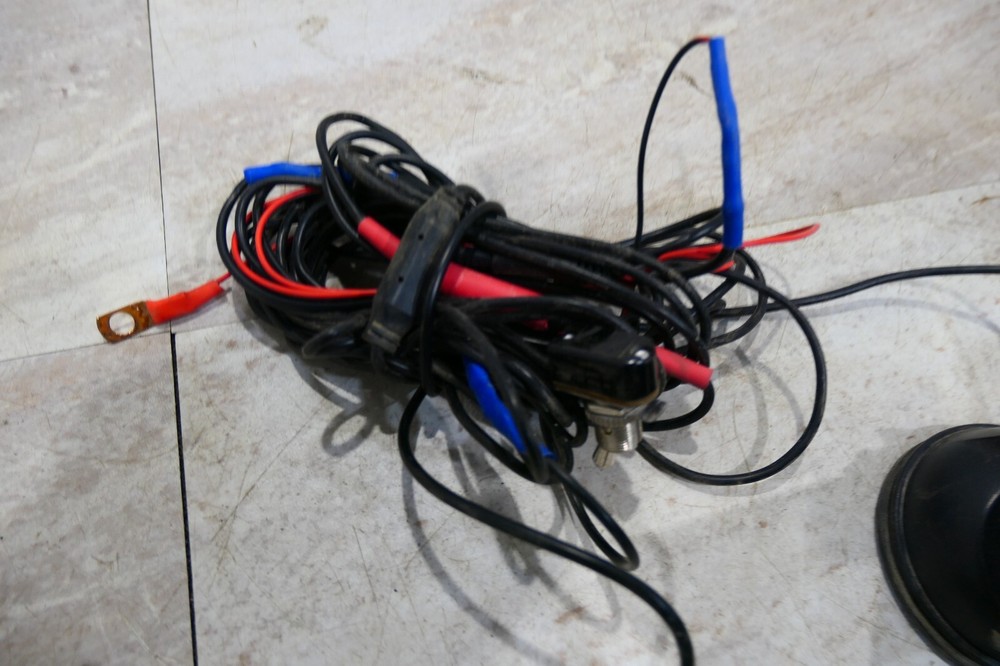 AFTERMARKET BACK UP CAMERA, DISPLAY SCREEN & BRACKET (OPS1283)