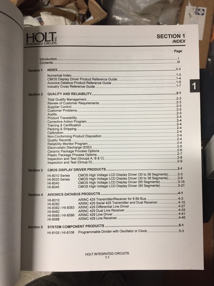 Data Book = Holt CMOS Avionics Display Electronics Semiconductor Products 1998 =