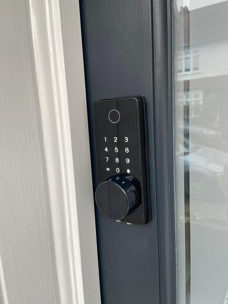 Smart Door Lock • Keyless Entry Deadbolt Door Lock • Multiple Entry Black