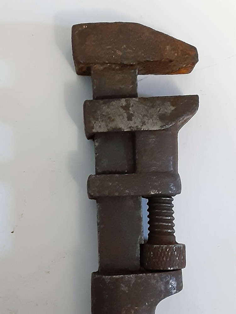 ANTIQUE 6 1/2" PIPE WRENCH MARKED