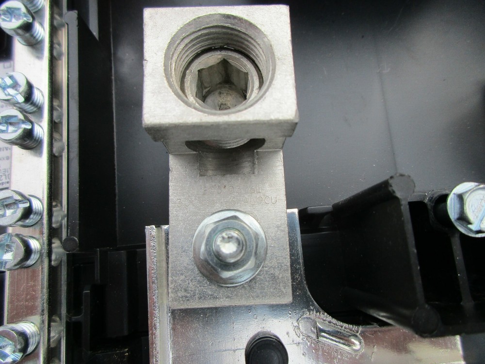 Square D B-9485 Panel Board