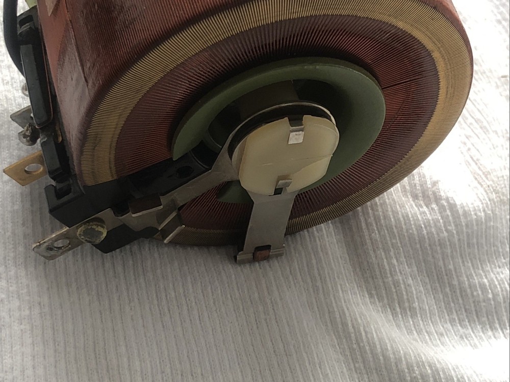 General Electric VOLT-PAC Variable Transformer Model 9T92A10 2.5 Amp