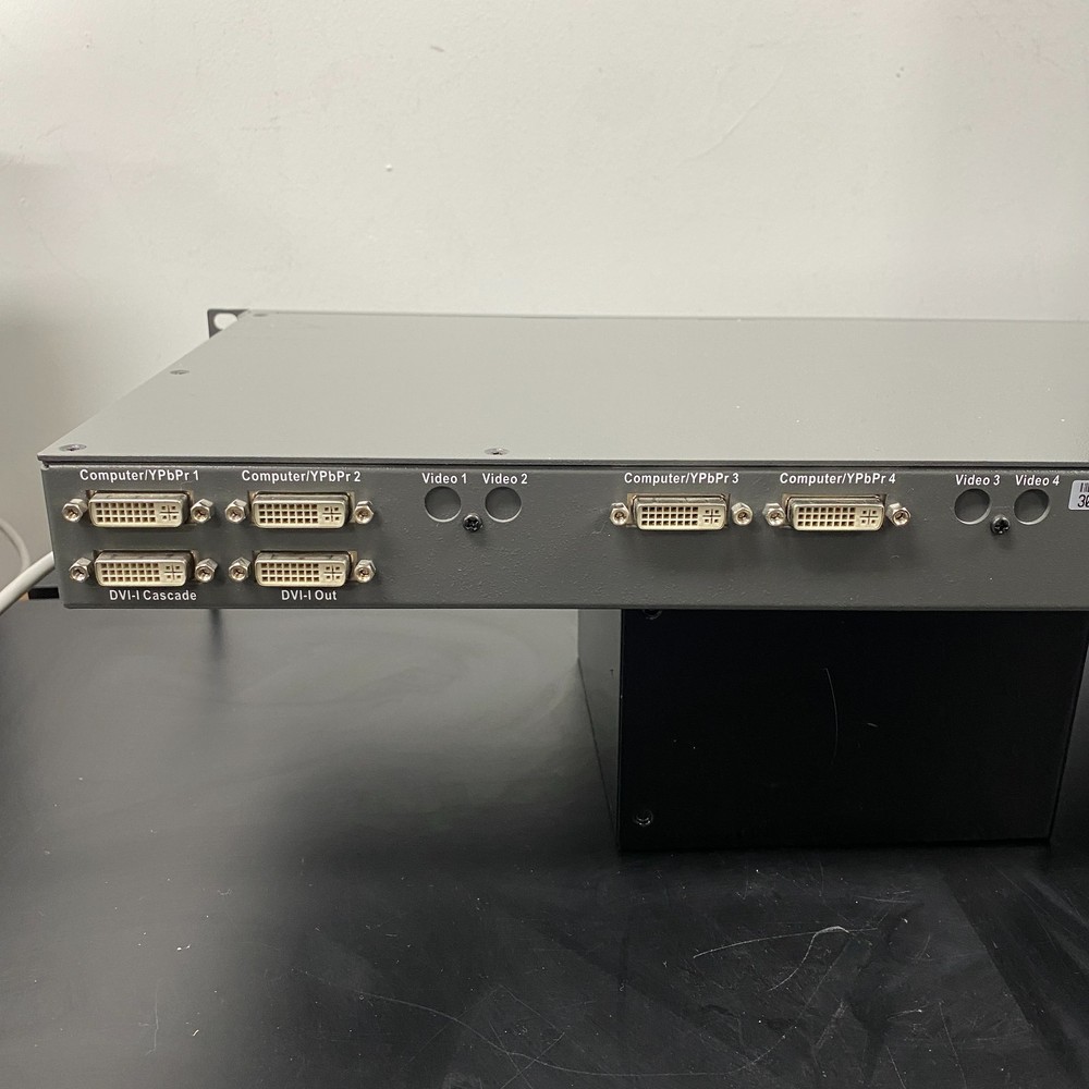 Avitech VCC-8004V Video Processor Multi-Viewer Quad Splitter - Tested