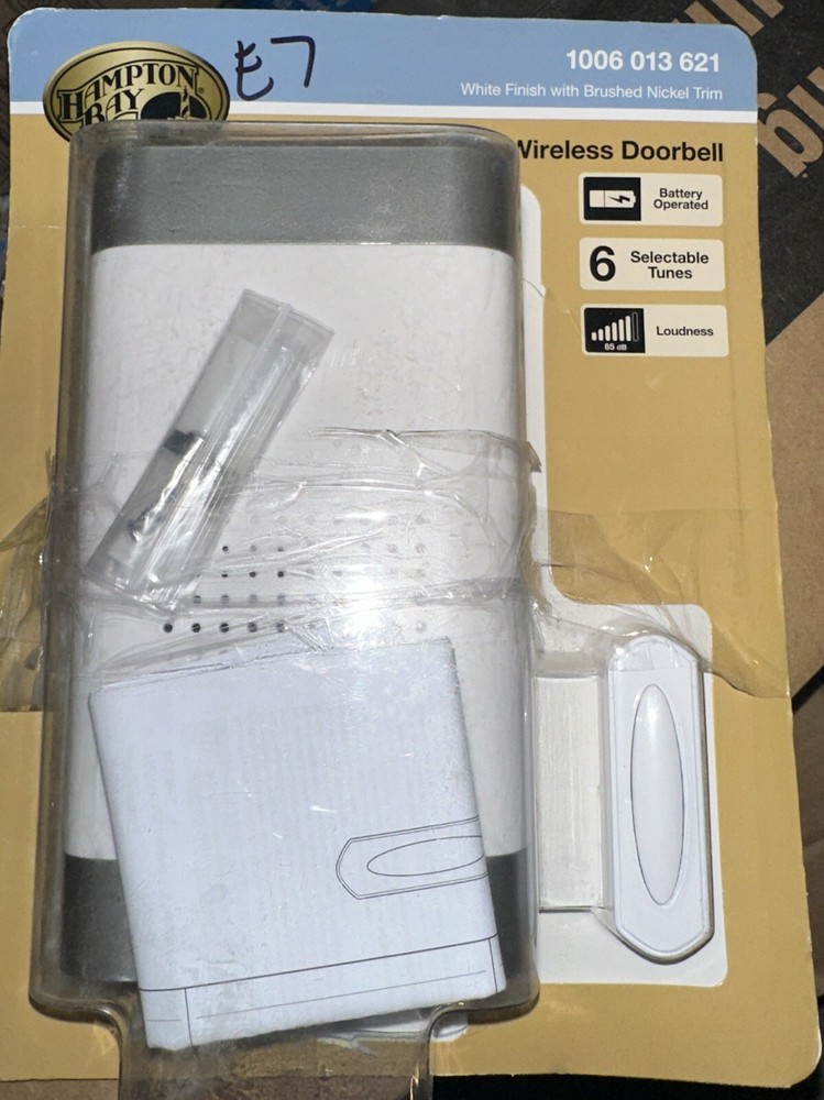 Hampton Bay Wireless Battery Operated Doorbell Kit with Wireless Push Button E7