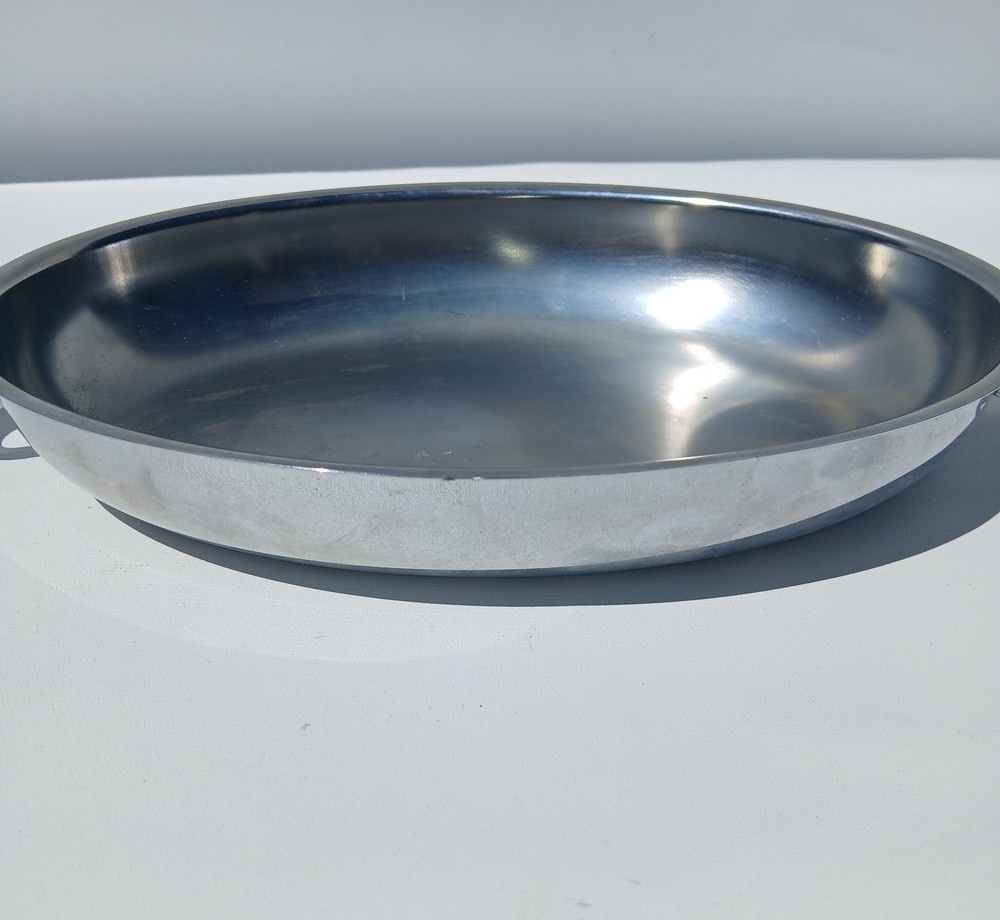 Vintage Small silver-plated oval serving dish