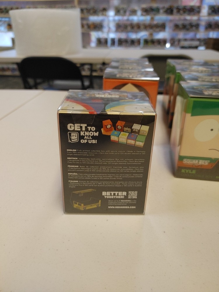 Kenny 100+ Deck Box