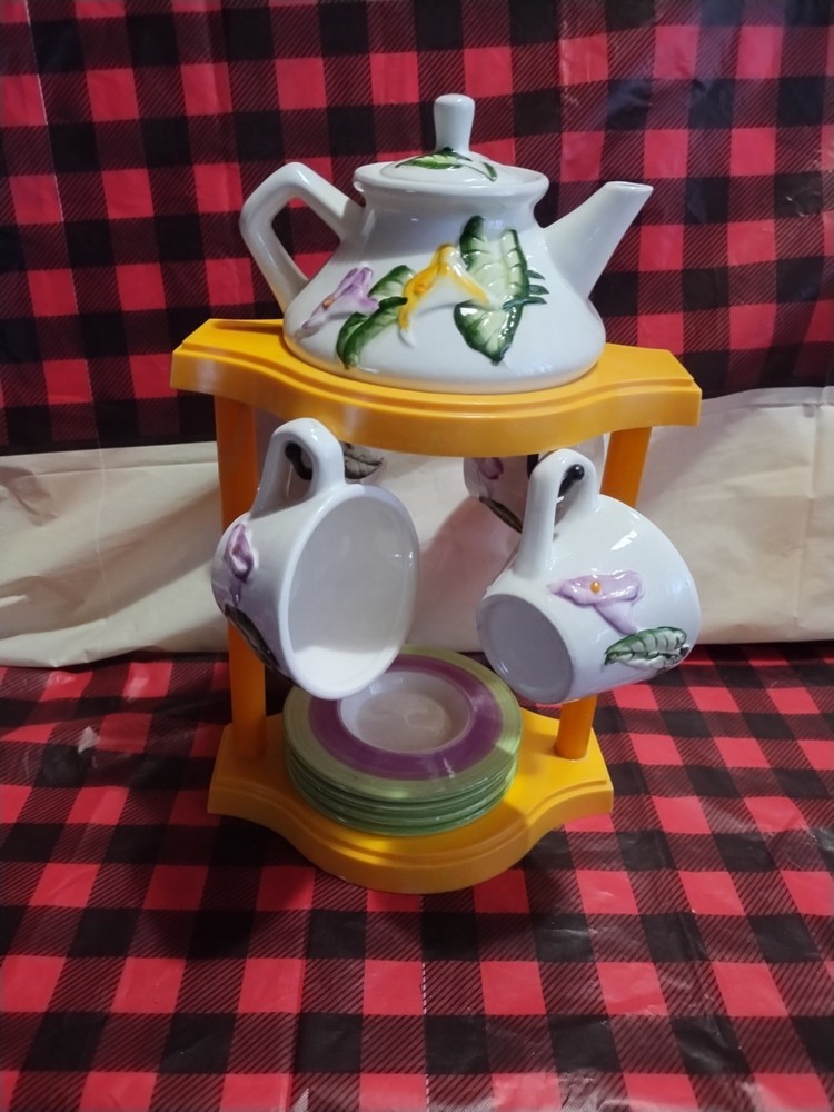 5 PCs. Tea Set Flowers Ceramic N B U