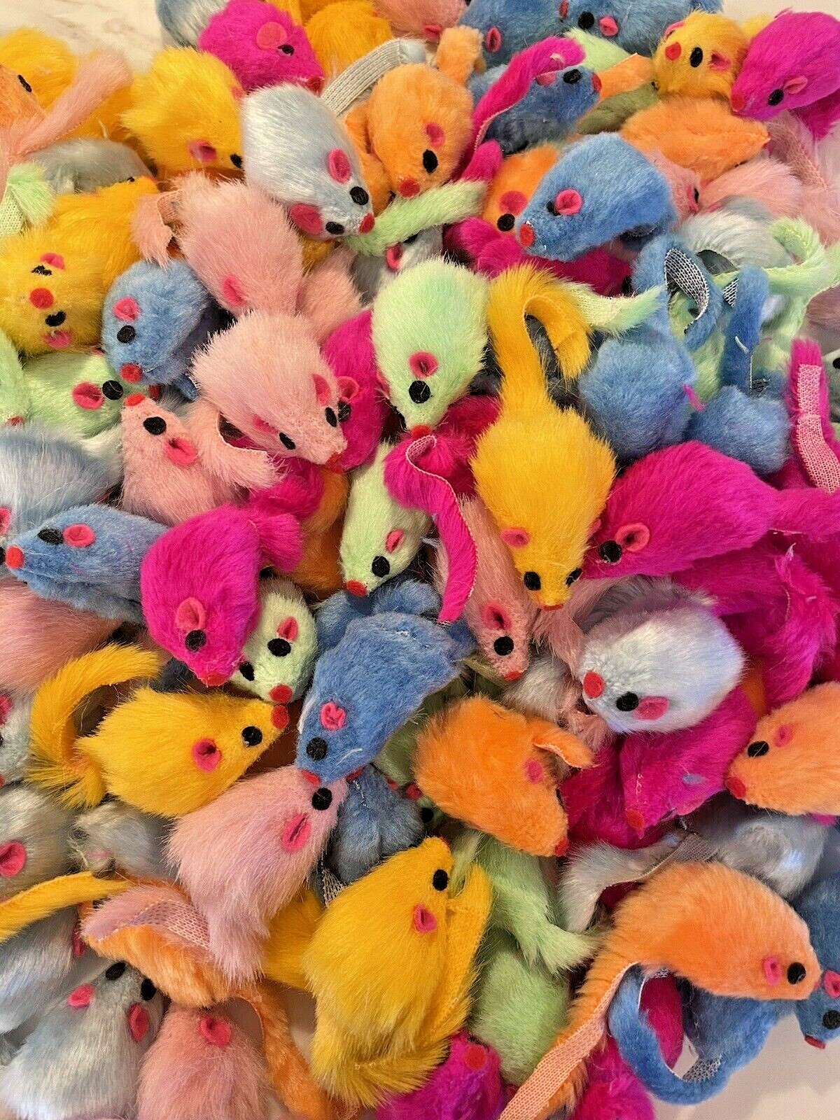 Cat Toy Rattling Fuzzy Mice w Tail 5 10 15 20 25 30 40 50 60 100 ct