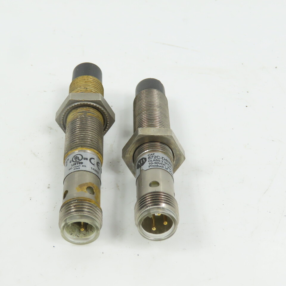 Allen Bradley 872C-D4NN12-D4 Threaded Barrel Inductive Proximity Sensor Lot/2