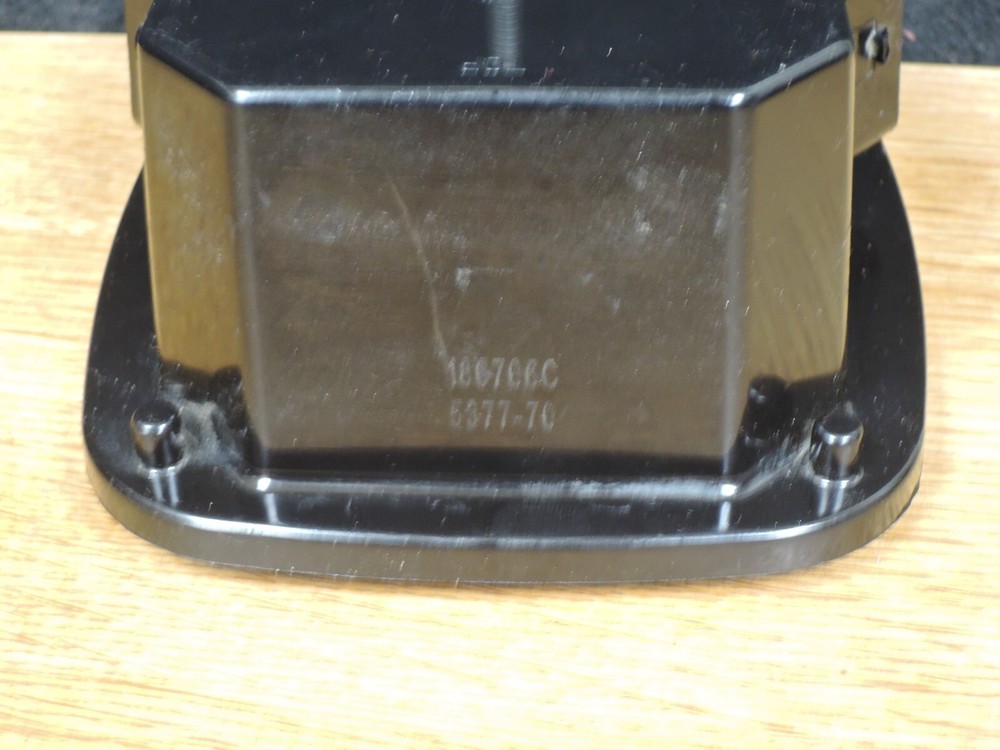 Grote 5377-70 Tail Light Take-Off 3 Stud