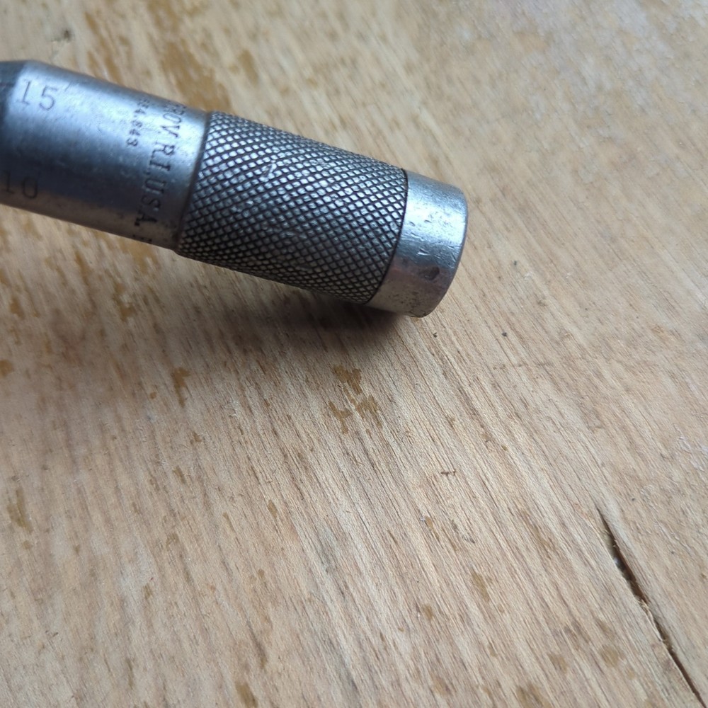 Brown & Sharpe # 13 Micrometer Locking