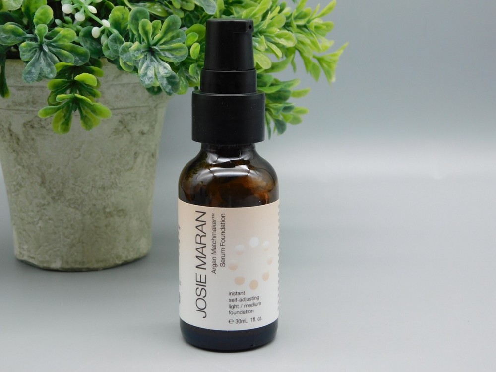 Josie Maran Argan Matchmaker Serum Foundation Light/ Medium New MISSING LID