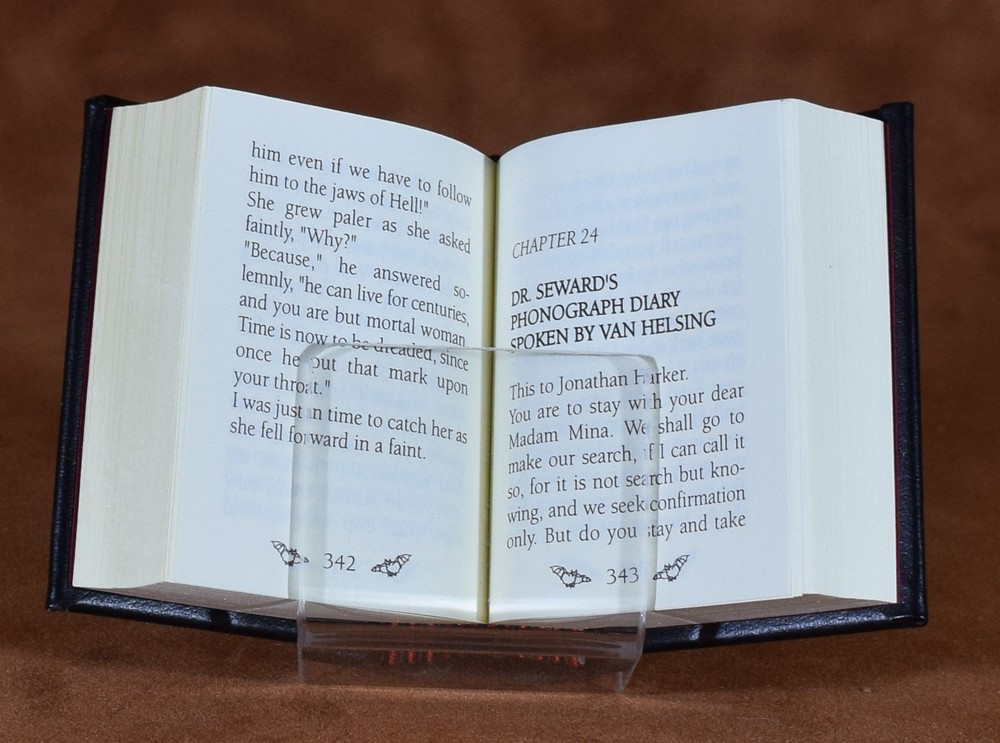 MINIATURE BOOK Bram Stoker DRACULA