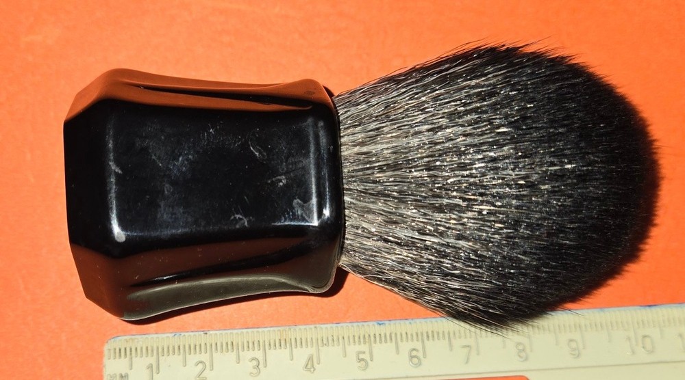 Darwin 24mm synthetic brush