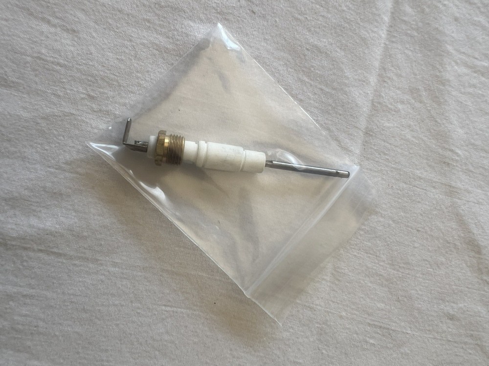 Robertshaw 10-682 Carrier LH33CM0180 BDP Sensor Pilot