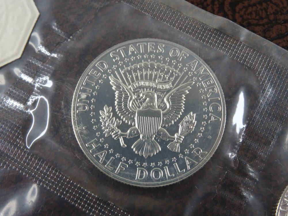 1964 US Mint Proof Set Type 1 Reverse Kennedy Half Dollar Variety Broken Rays