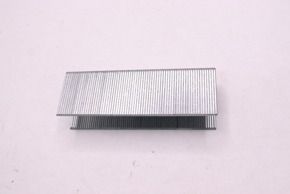 (10000-Pk) Arrow Staples P38