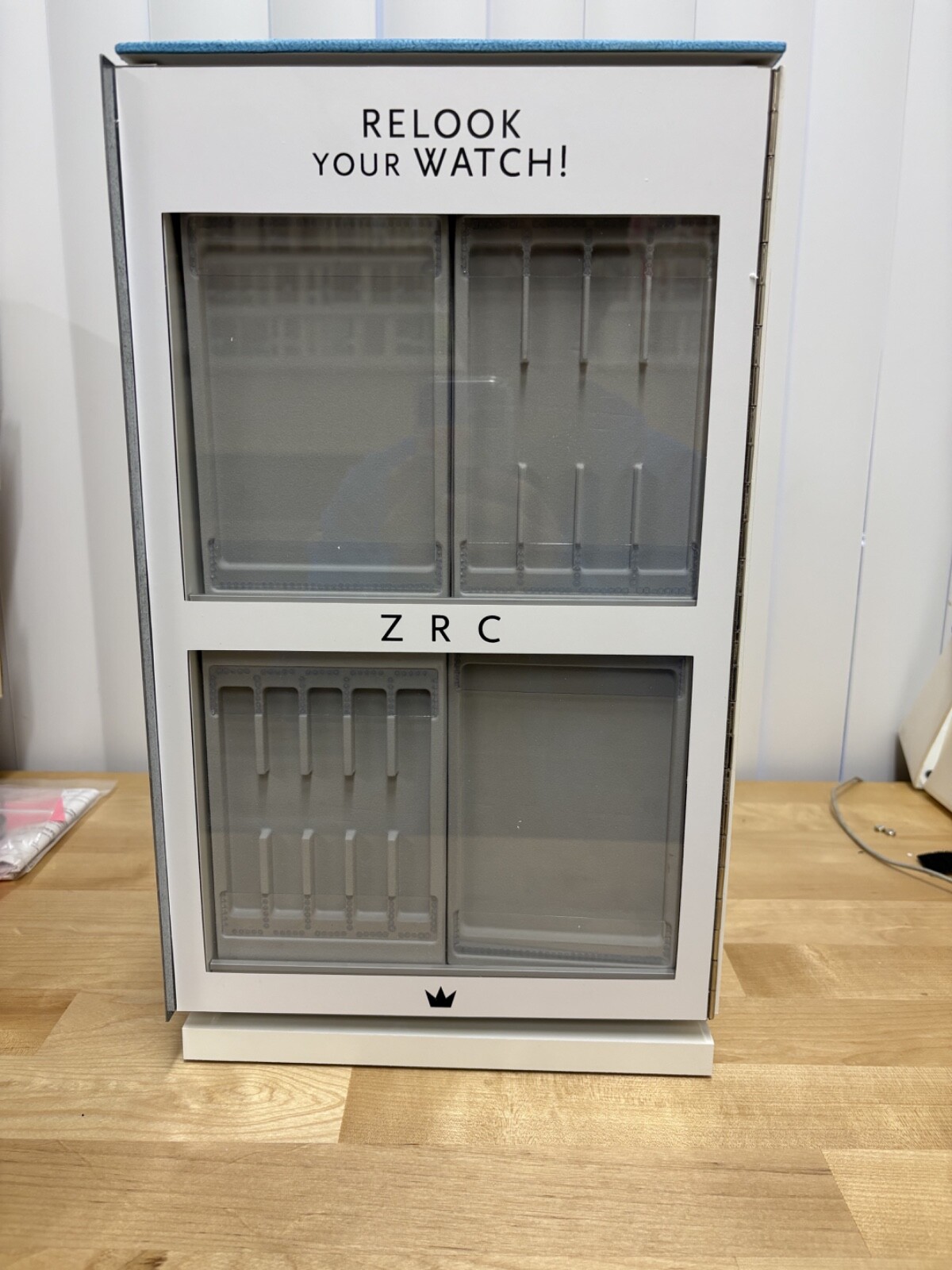 ZRC Watch Band Spinning Countertop Display/Storage Holds 60+ 17" X 10" X 5"