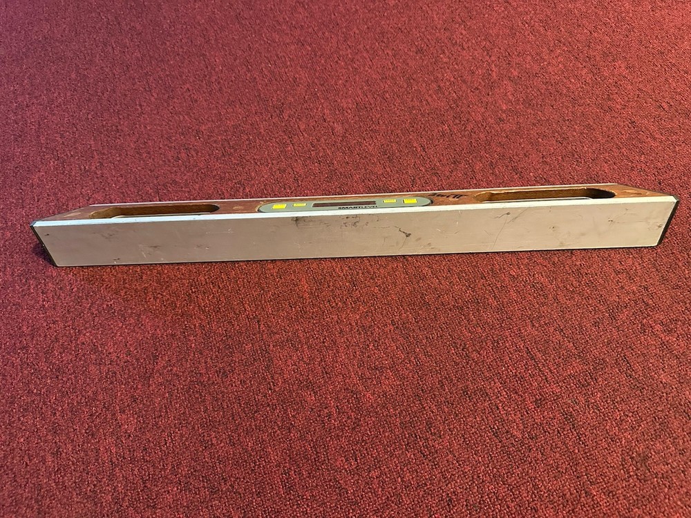 Wedge Smart Level” Digital Pro 24” Inch