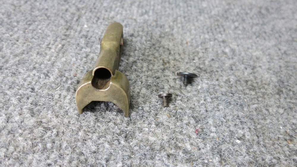 THOMPSON CENTER SENECA BLACK POWDER MUZZLELOADER FOREND CAP, VERY GOOD USED
