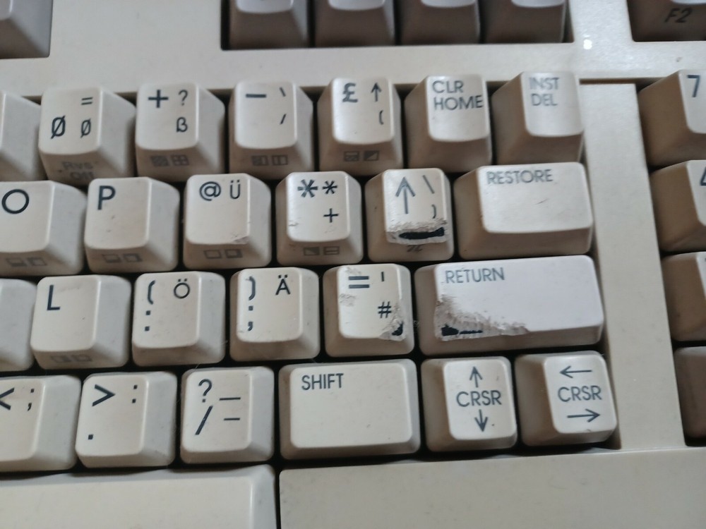 RARE Commodore 128D (DCR) Computer - Boots and Computes! German Keyboard!