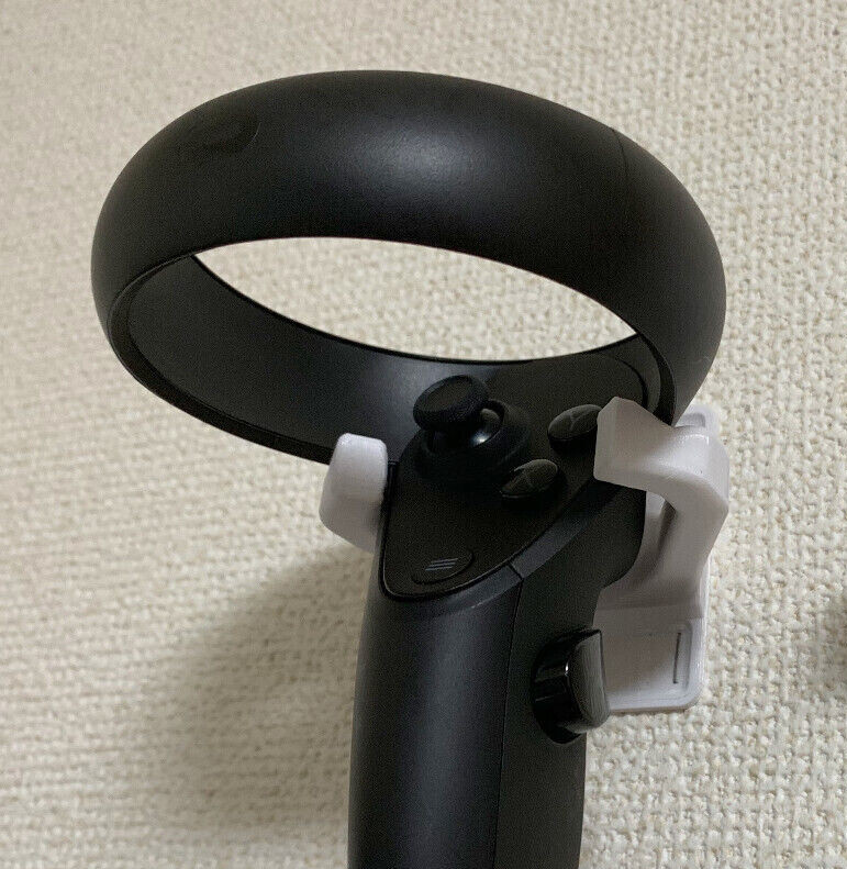 3 pc Set Wall Mount for Oculus Quest VR Goggles and Hand Held Controllers