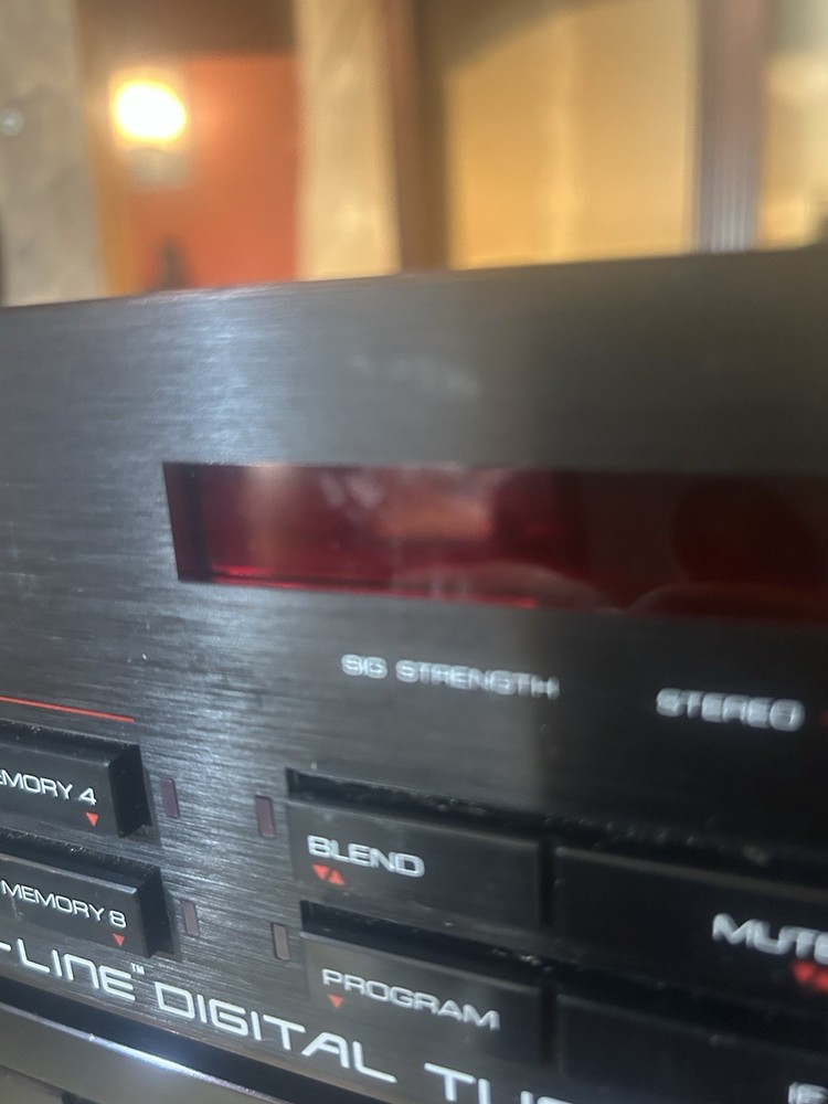 SAE computer Direct Line Digital Tuner. T102