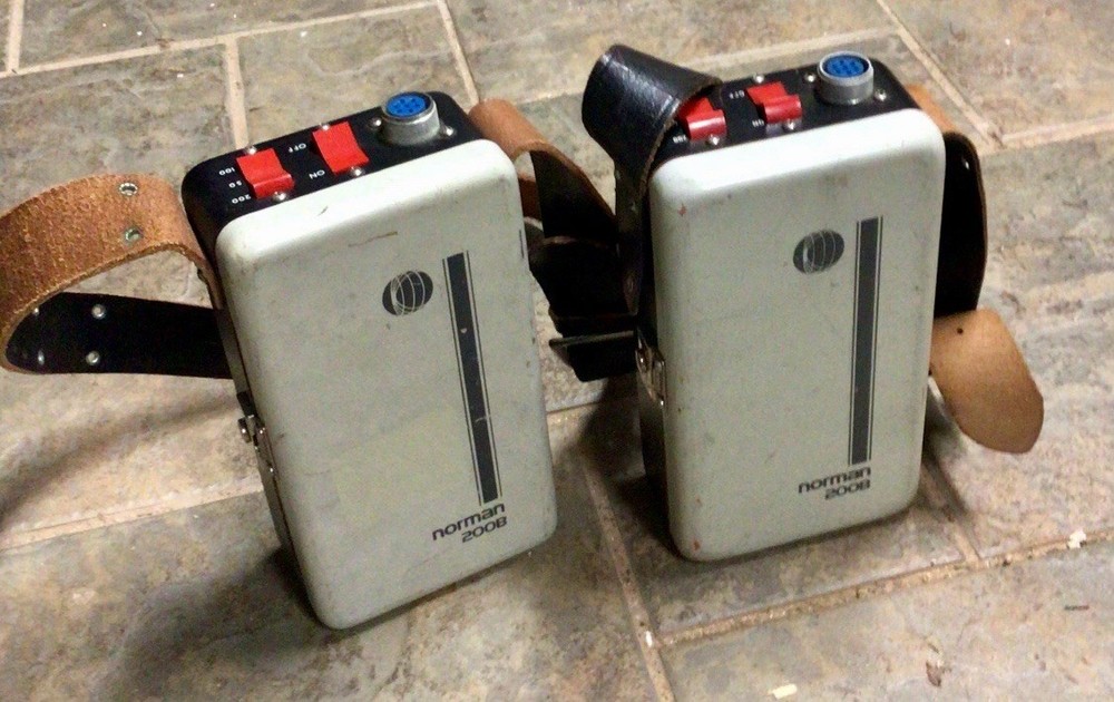 Norman 200B Flash System selling as is untested no returns ￼