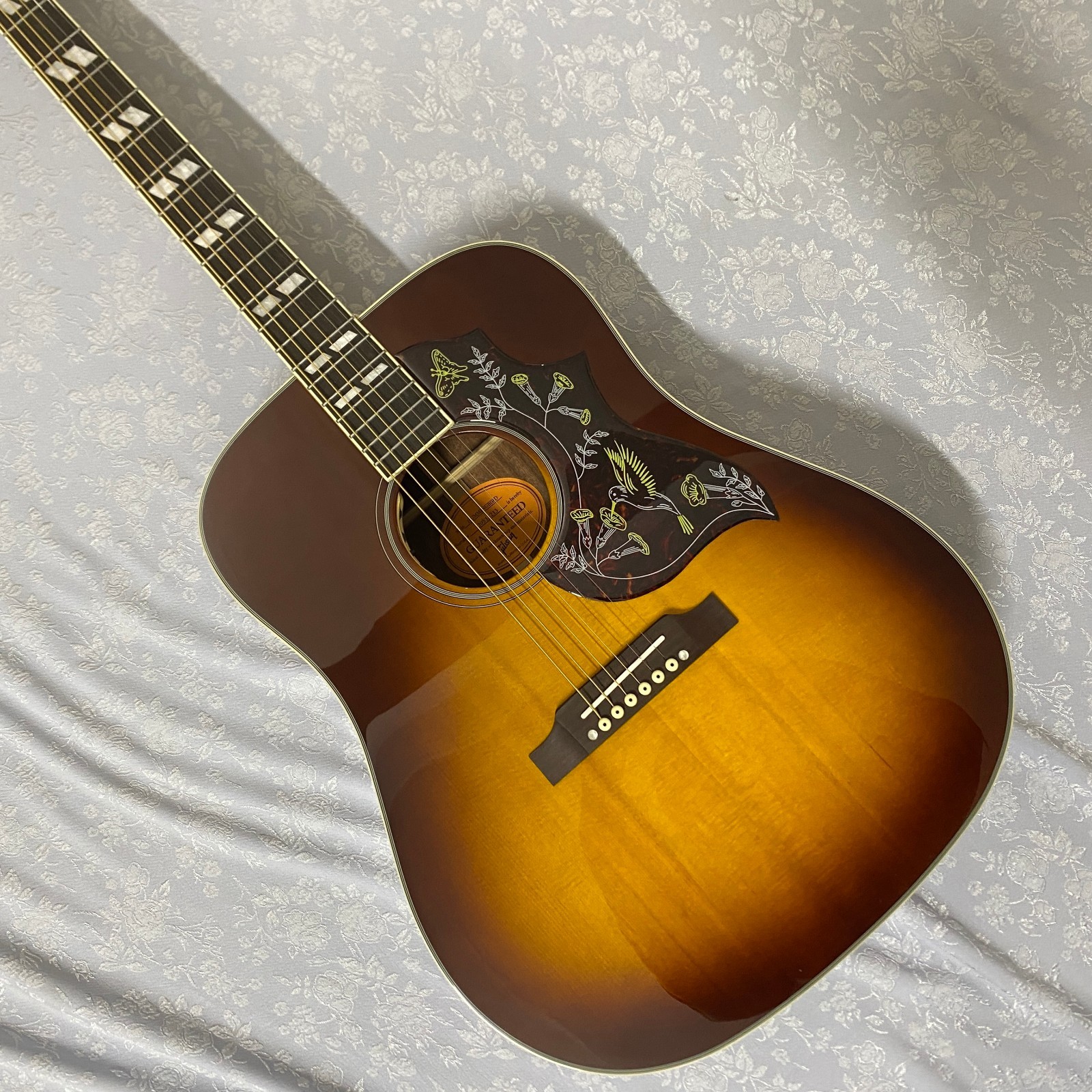 TS Hummingbird Acoustic guitar with pickup Solid spruce top real photo