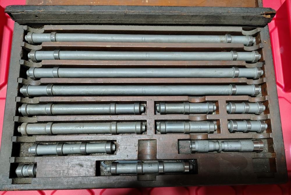 Lufkin Micrometer Measuring Standards, 1 Micrometer Head & 13 Standards