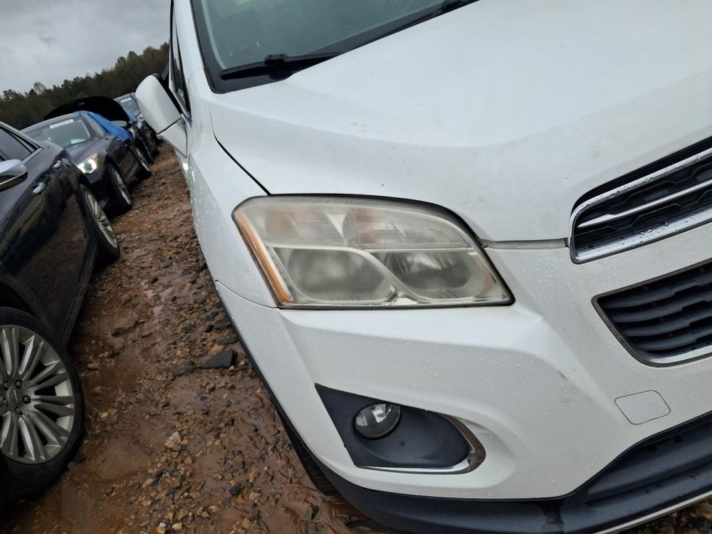 TRAX 2015 Glove Box 4845417