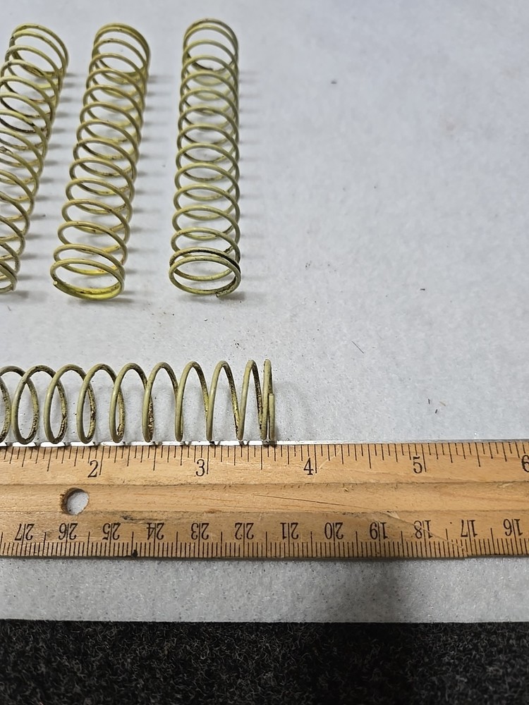1/8 Scale Unknown Springs GOOD Condition