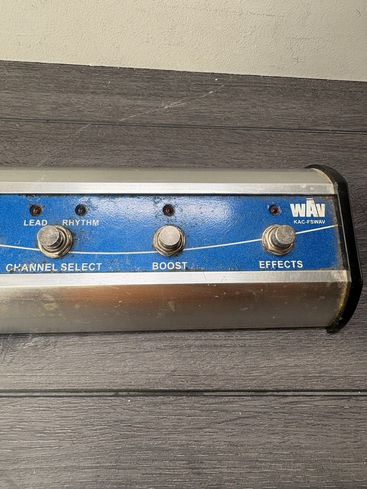 WAV Amplifier Footswitch Model KAC-FSWAV
