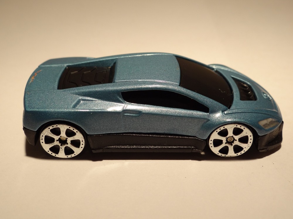 Motor Max Blue Toy Car