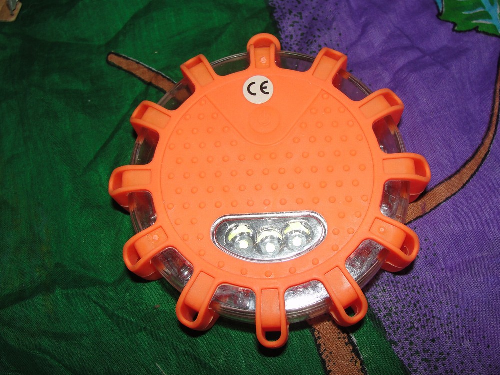 LED ROAD FLARE STROBE MAGNETIC BASE (ORANGE)