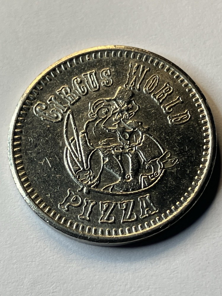 Rare Circus World Arcade Token Defunct #ua2