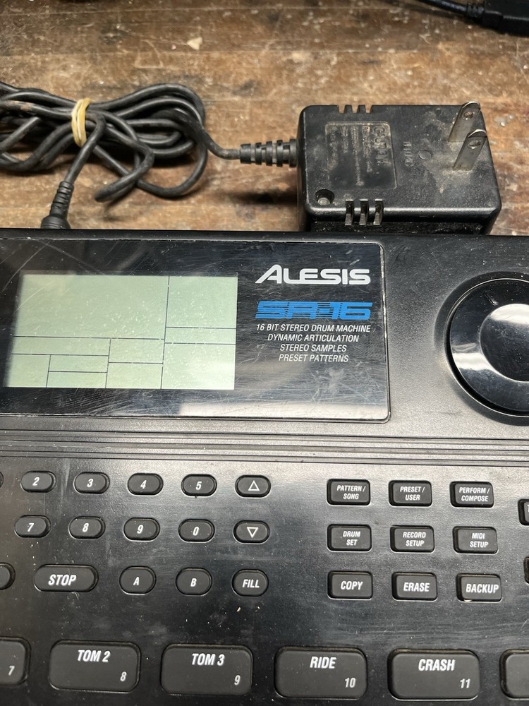 Used Alesis SR 16 16 Bit Stereo Drum Machine