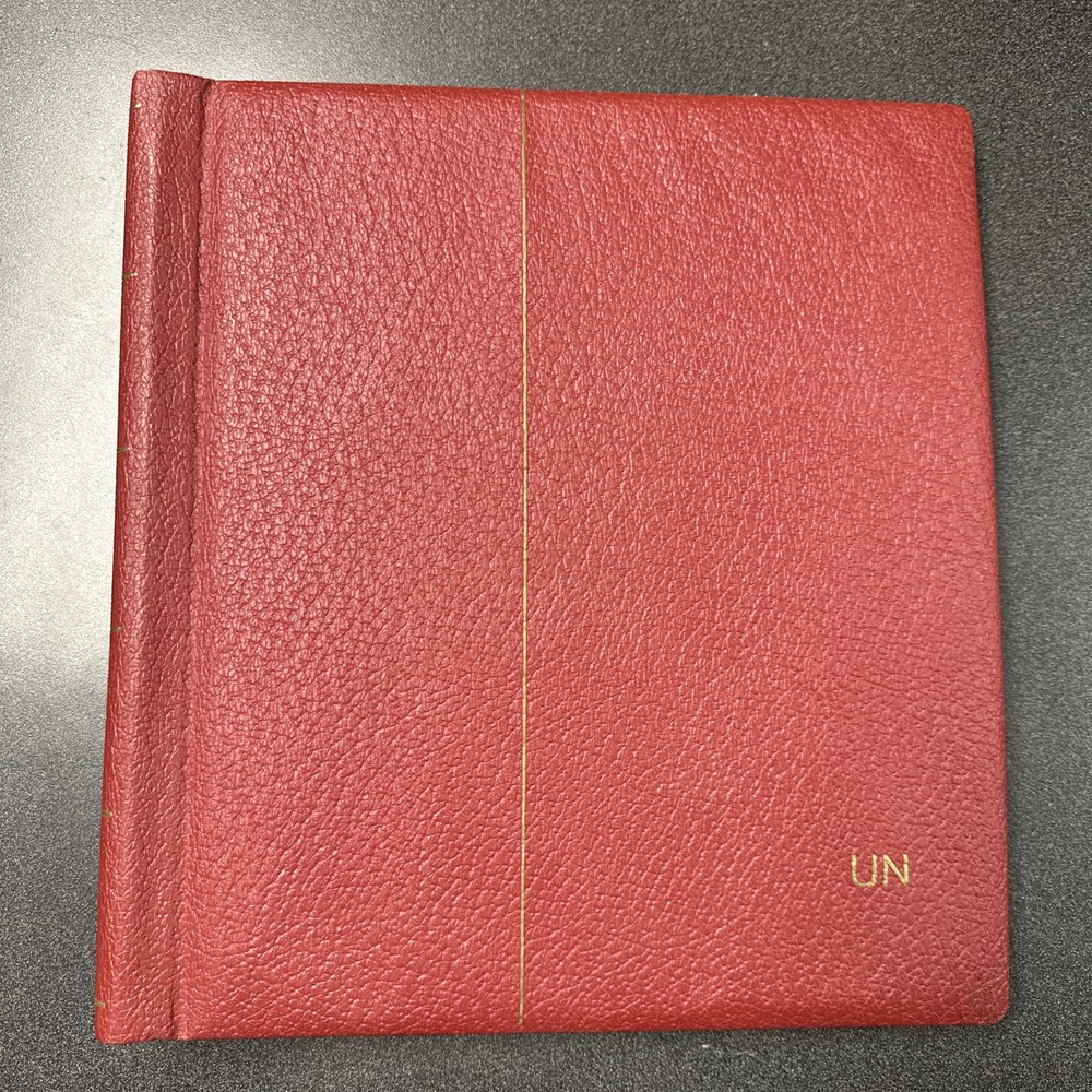 Lighthouse Stamp Album Some UN Stamps Without Charge / Hingeless